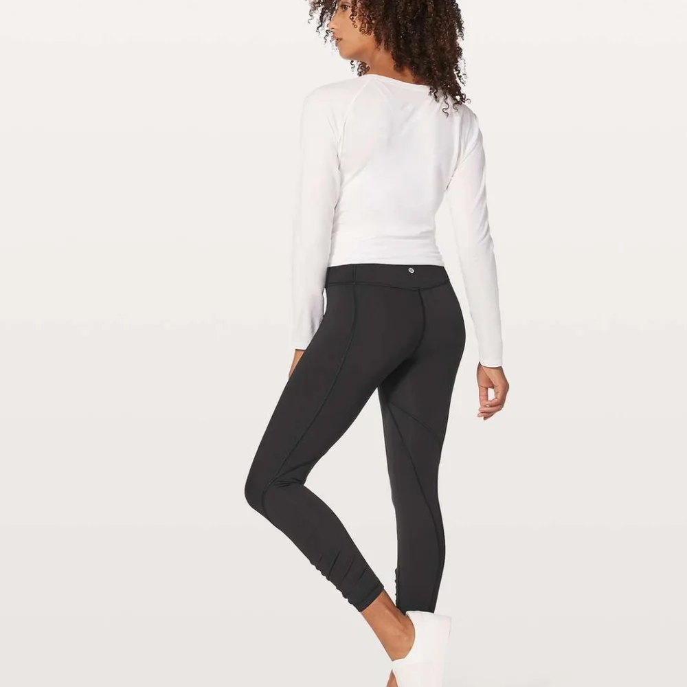 Lululemon Play Off The Pleats Tight 25in Black Style W5AY7S Size 6